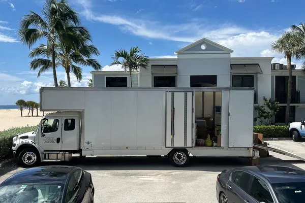 Movers in Miami